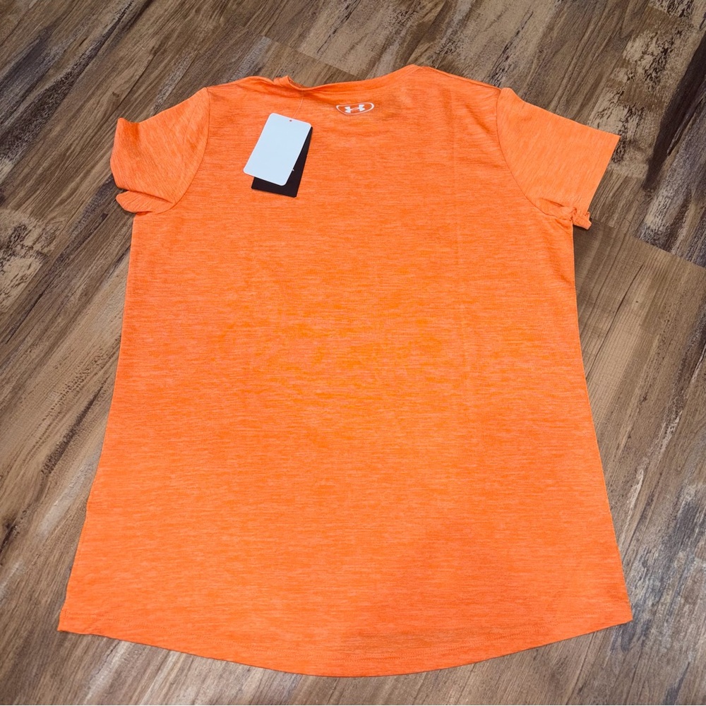 Girls’ Youth XL Under Armour lot tank top, tshirt & shorts NWT - Picture 8 of 10